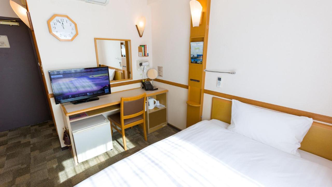 Toyoko Inn Nagoya-Eki Shinkansen-Guchi Экстерьер фото