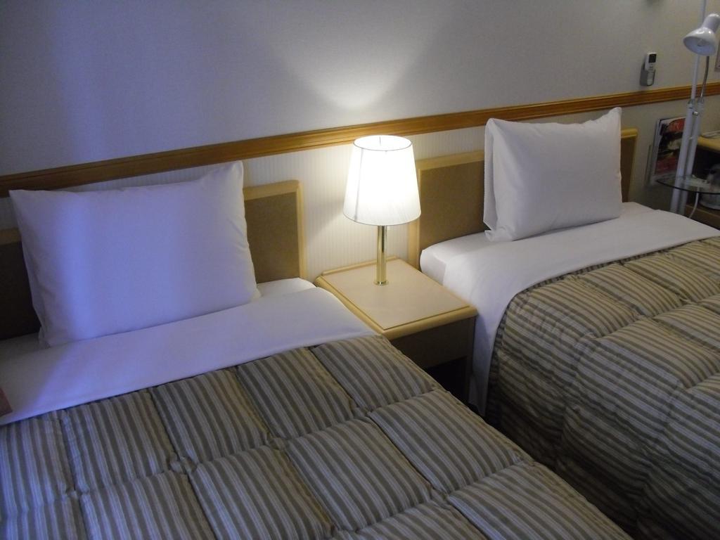 Toyoko Inn Nagoya-Eki Shinkansen-Guchi Экстерьер фото