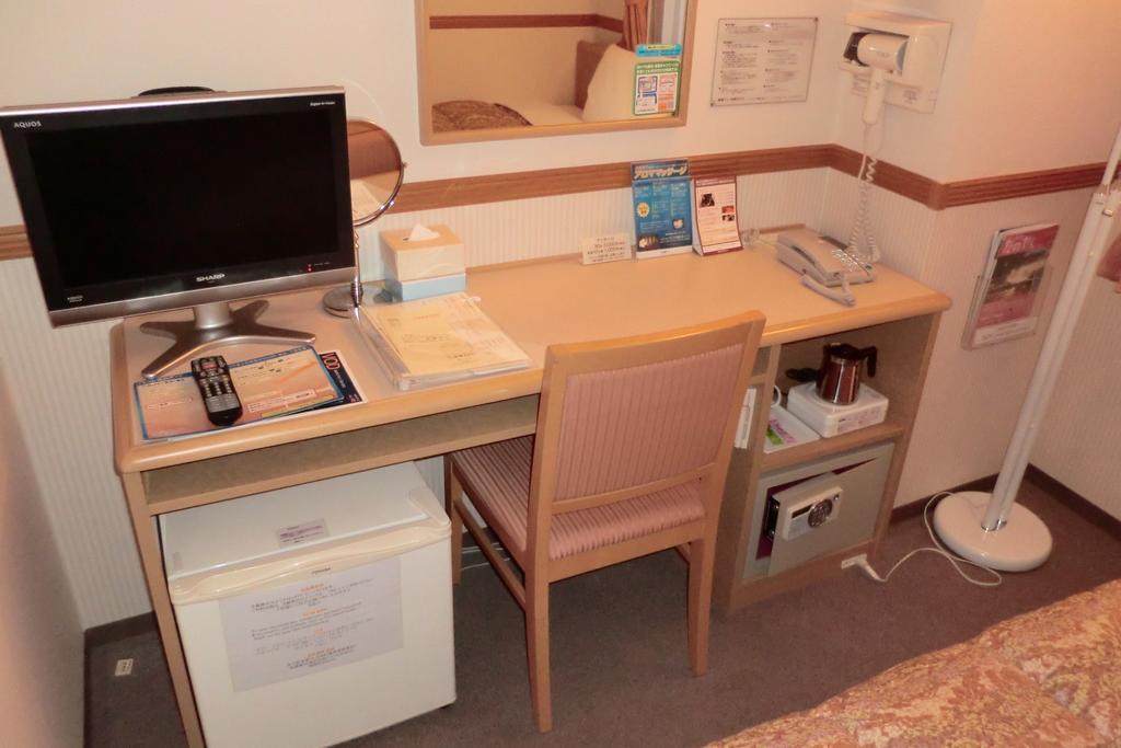 Toyoko Inn Nagoya-Eki Shinkansen-Guchi Экстерьер фото